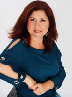 Headshot for Associate Maria Martinez