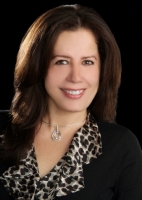 Headshot for Associate Victoria McCullom