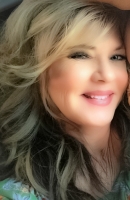 Headshot for Associate Lori Wells