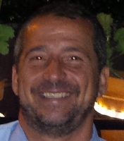 Headshot for Associate Glenn Henson