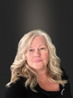 Premier Realty Group Associate Jennifer Veach image