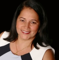 Headshot for Associate Sara Oquendo