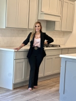 Premier Realty Group Associate Adriana Medina image