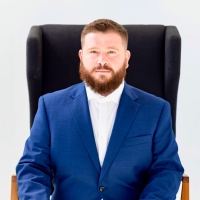 Headshot for Associate Holland McKnight